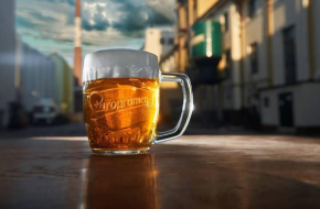 Staropramen zve na první Výčep pod komínem