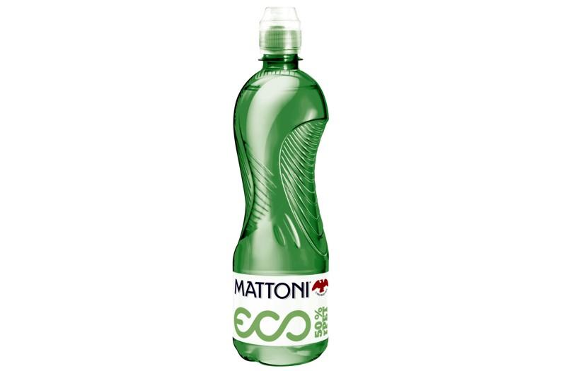 Nová lahev Mattoni Eco s 50% podílem recyklovaného PETu