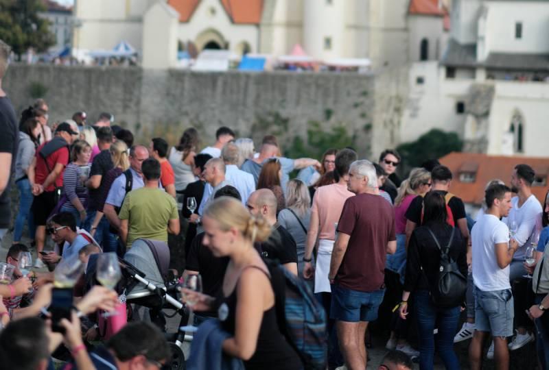 Znojemské historické vinobraní navštívily tisíce milovníků a znalců vína