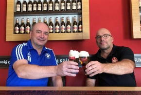 Kdo bude čepovat pivo fotbalovým fanouškům v Katovicích?